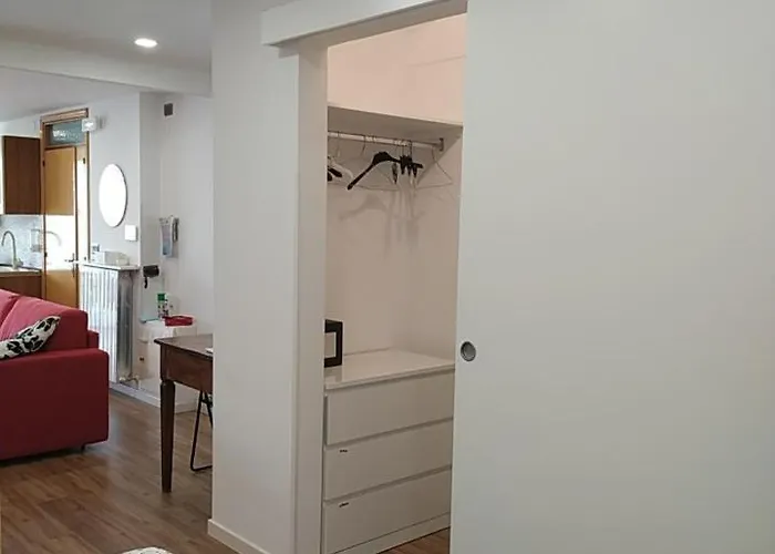 La Casa Sul Corso -- Turistico -- Open Space Bed and Breakfast *